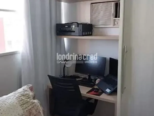 Apartamento 2 quartos e 1 banheiro, à venda, no bairro Chácara Manella em Cambé