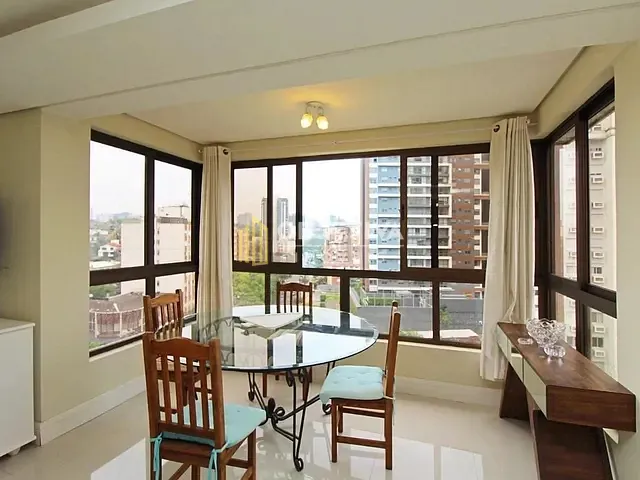 Apartamento 3 quartos e 2 banheiros, à venda, no bairro Boa Vista em Porto Alegre