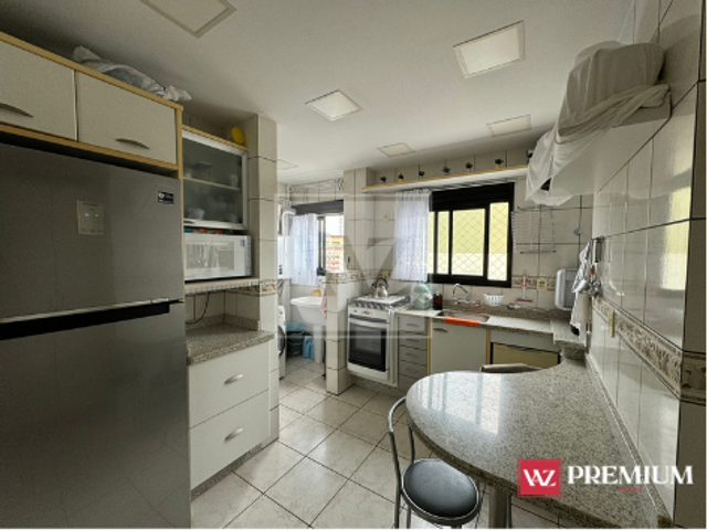 Apartamento 3 quartos e 4 banheiros, à venda, no bairro Centro em Balneário Camboriú
