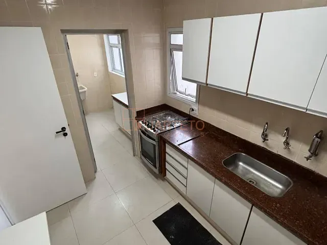 Apartamento 3 quartos e 2 banheiros, para alugar, no bairro Alto da Lapa em São Paulo