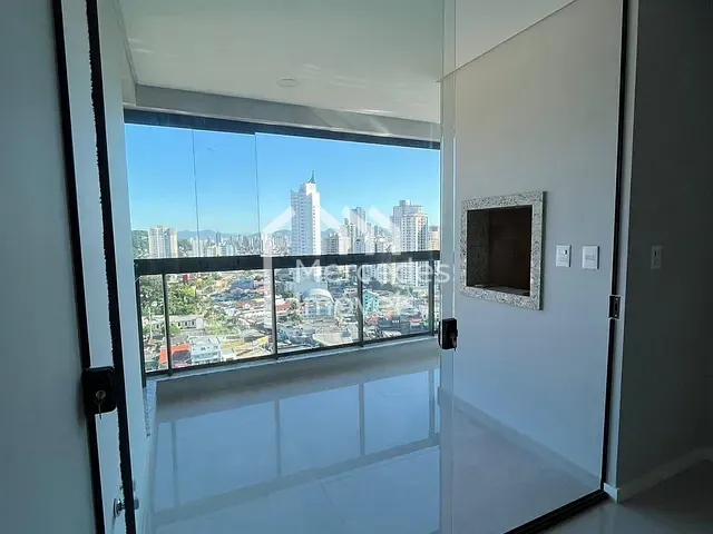 Apartamento com 159m² 2 quartos e 3 banheiros, à venda, no bairro Fazenda em Itajaí