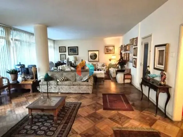 Apartamento com 300m² 4 quartos e 3 banheiros, à venda, no bairro Copacabana em Rio de Janeiro