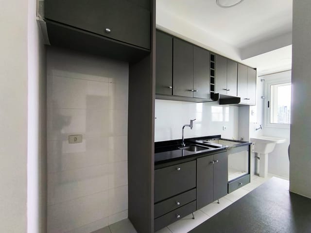 Apartamento 3 quartos e 2 banheiros, à venda, no bairro Jardim Presidente em Londrina