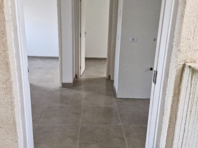 Apartamento 2 quartos e 1 banheiro, para alugar, no bairro Jardim Guarujá em Colombo