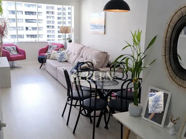 Apartamento com 111m² 2 quartos e 2 banheiros, à venda, no bairro Centro em Balneário Camboriú