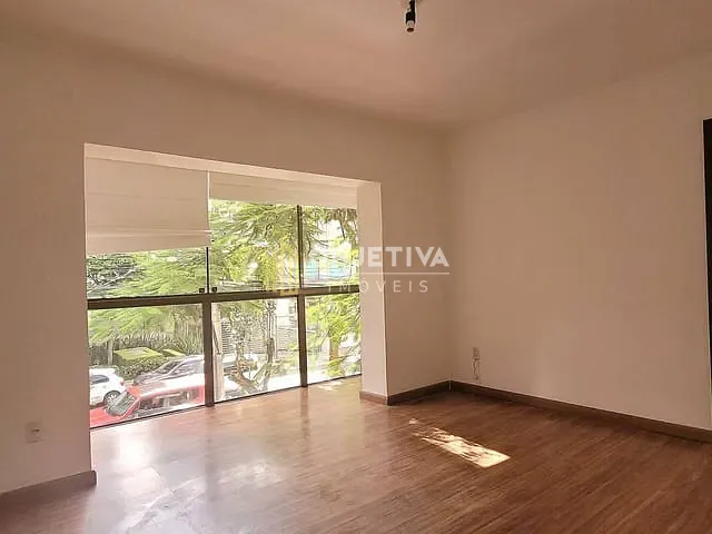 Apartamento 2 quartos e 1 banheiro, à venda, no bairro Auxiliadora em Porto Alegre