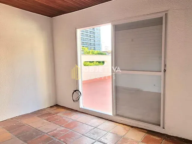 Apartamento 2 quartos e 1 banheiro, à venda, no bairro Auxiliadora em Porto Alegre