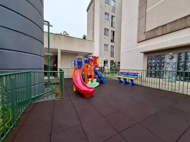 Apartamento com 51m² 2 quartos e 1 banheiro, à venda, no bairro Adhemar Garcia em Joinville