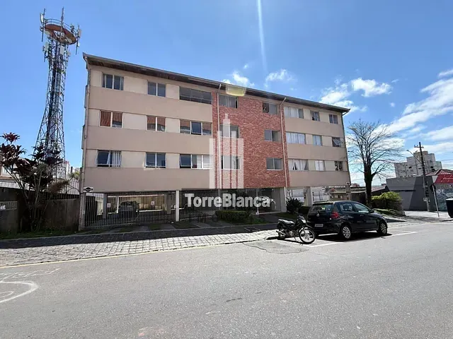 Apartamento com 80m² 3 quartos e 1 banheiro, para alugar, no bairro Centro em Ponta Grossa