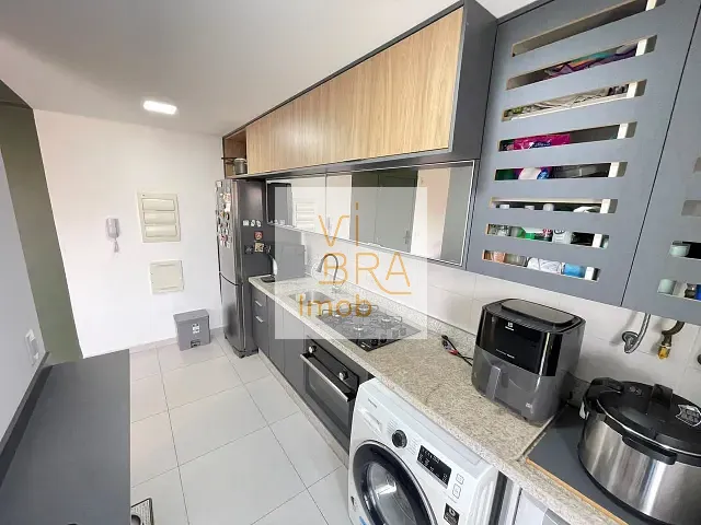 Apartamento 2 quartos e 1 banheiro, à venda, no bairro Capão Raso em Curitiba
