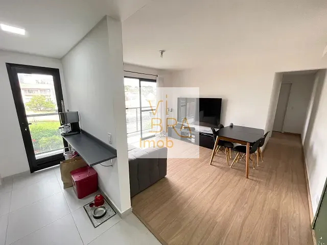 Apartamento 2 quartos e 1 banheiro, à venda, no bairro Capão Raso em Curitiba