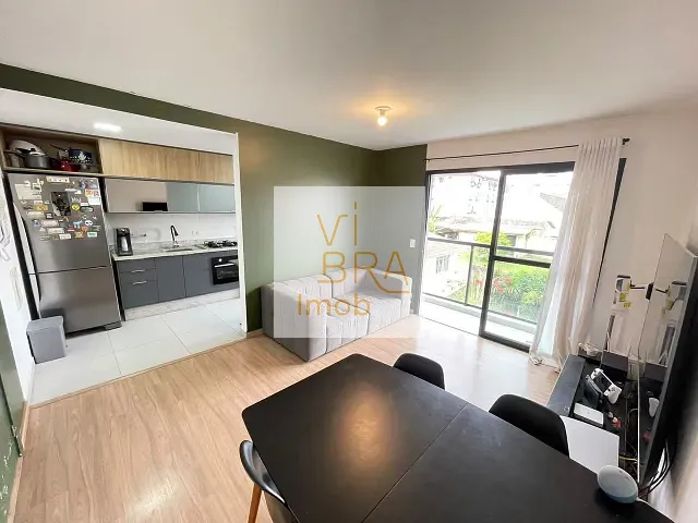 Apartamento 2 quartos e 1 banheiro, à venda, no bairro Capão Raso em Curitiba