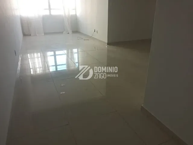 Apartamento 3 quartos e 1 banheiro, para alugar, no bairro Centro em Uberaba