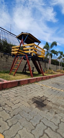 Apartamento 2 quartos e 1 banheiro, à venda, no bairro Jardim Eloyna em Pindamonhangaba