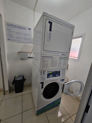 Apartamento 2 quartos e 1 banheiro, à venda, no bairro Jardim Eloyna em Pindamonhangaba
