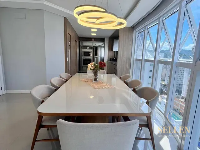 Apartamento 4 quartos e 4 banheiros, para alugar, no bairro Pioneiros em Balneário Camboriú