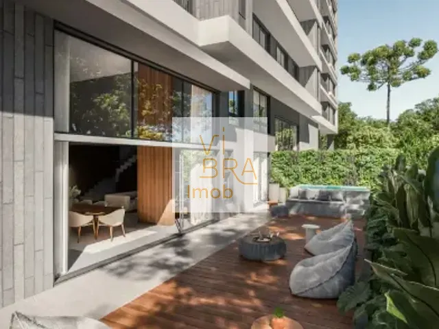 Apartamento 2 quartos e 2 banheiros, à venda, no bairro Água Verde em Curitiba