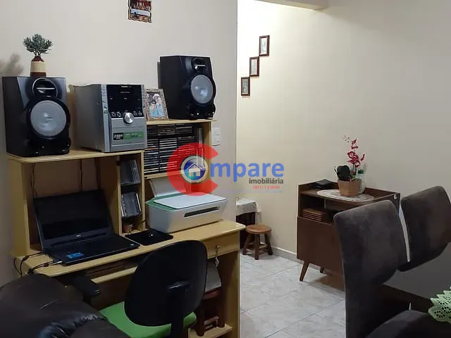 Apartamento com 60m² 2 quartos e 1 banheiro, à venda, no bairro Picanço em Guarulhos