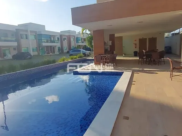 Apartamento 2 quartos e 2 banheiros, à venda, no bairro Buraquinho em Lauro de Freitas