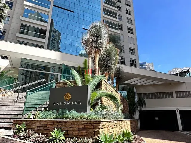 Apartamento 2 quartos e 5 banheiros, à venda, no bairro Gleba Fazenda Palhano em Londrina