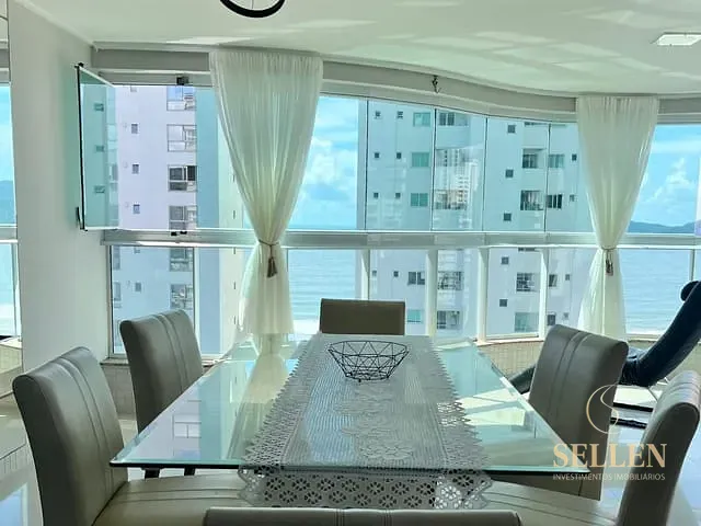 Apartamento com 100m² 2 quartos e 2 banheiros, para alugar, no bairro Centro em Balneário Camboriú