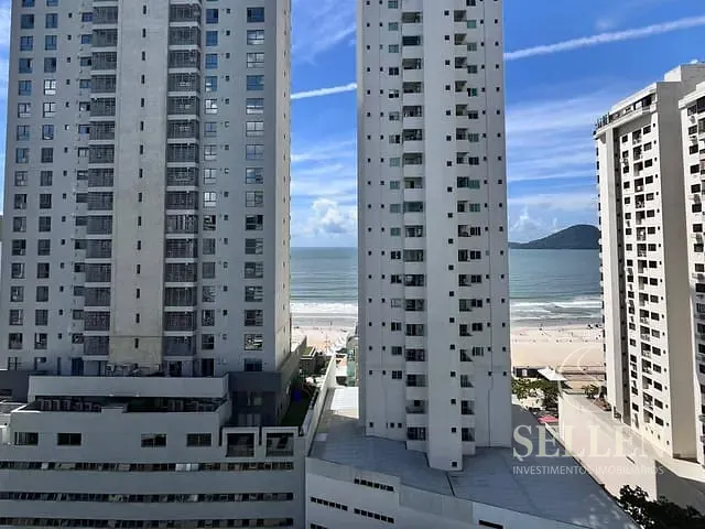Apartamento com 100m² 2 quartos e 2 banheiros, à venda, no bairro Centro em Balneário Camboriú