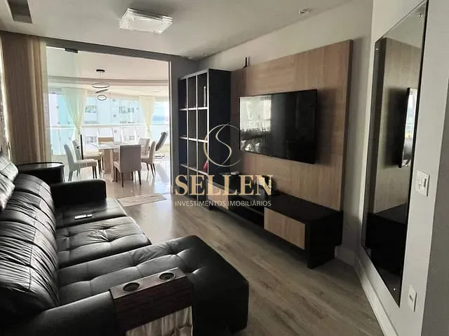 Apartamento com 100m² 2 quartos e 2 banheiros, para alugar, no bairro Centro em Balneário Camboriú