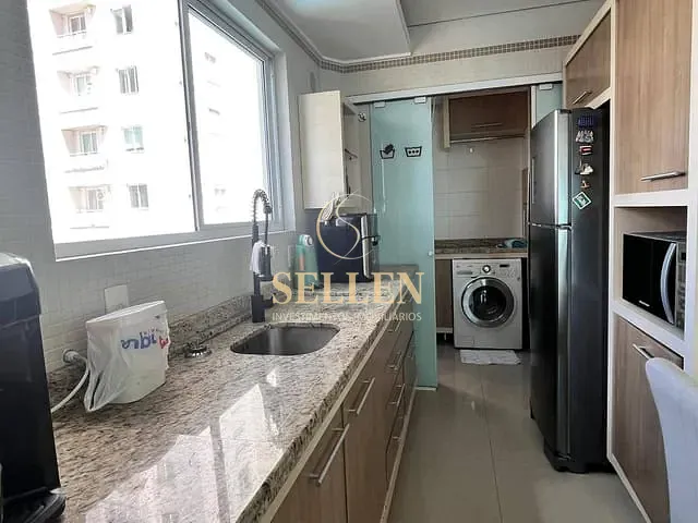 Apartamento com 100m² 2 quartos e 2 banheiros, para alugar, no bairro Centro em Balneário Camboriú