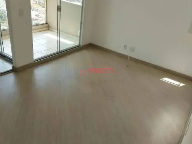 Apartamento 3 quartos e 1 banheiro, à venda, no bairro Vila Eldízia em Santo André