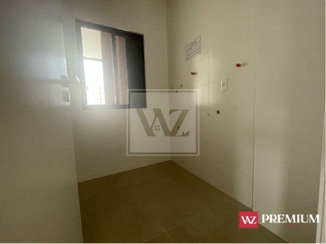 Apartamento 3 quartos e 4 banheiros, à venda, no bairro Meia Praia em Itapema