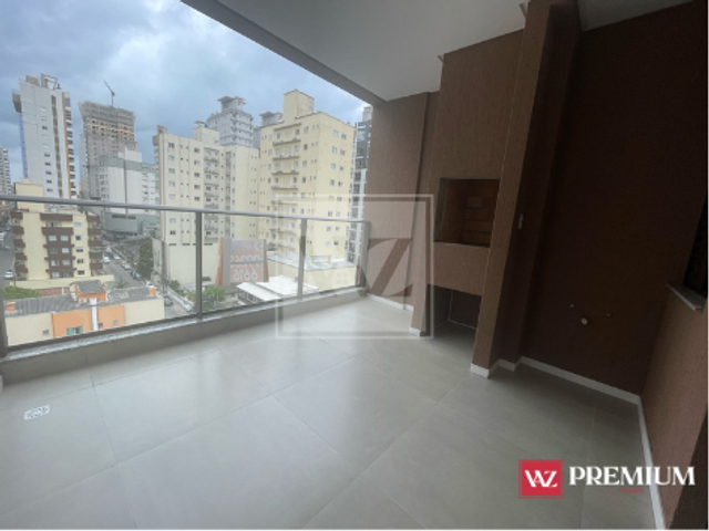 Apartamento 3 quartos e 4 banheiros, à venda, no bairro Meia Praia em Itapema