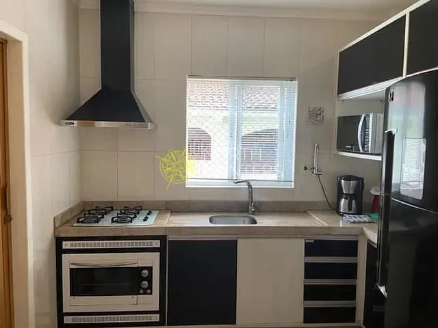Apartamento com 72m² 2 quartos e 1 banheiro, à venda, no bairro Costa e Silva em Joinville