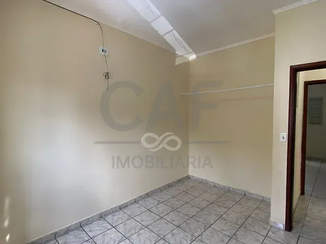 Apartamento com 60m² 2 quartos e 1 banheiro, para alugar, no bairro Nova Jaguariúna em Jaguariúna