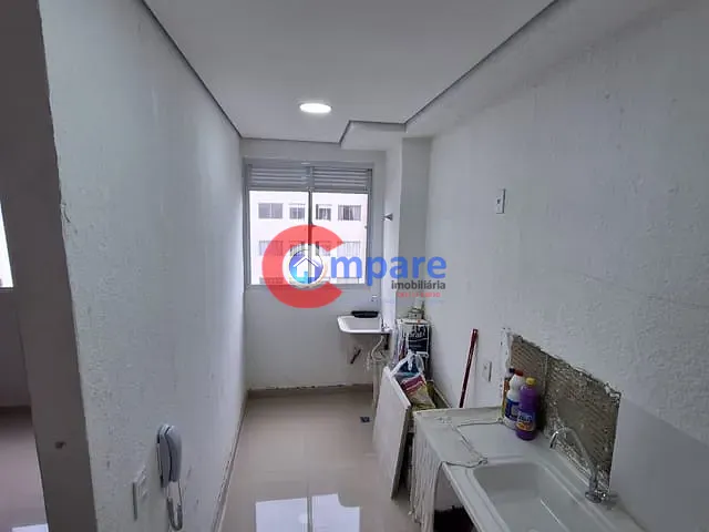 Apartamento 2 quartos e 1 banheiro, para alugar, no bairro São João em Guarulhos