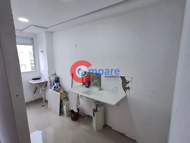 Apartamento 2 quartos e 1 banheiro, para alugar, no bairro São João em Guarulhos