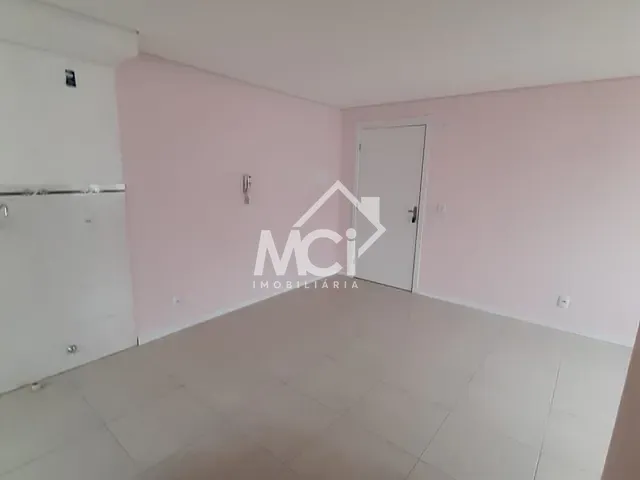 Apartamento 2 quartos e 1 banheiro, à venda, no bairro Areal em Pelotas