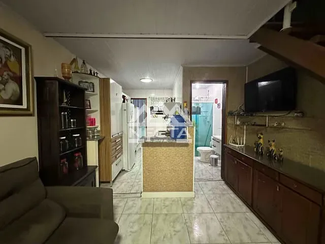 Kitnet com 45m² 2 quartos e 1 banheiro, à venda, no bairro Maranduba em Ubatuba