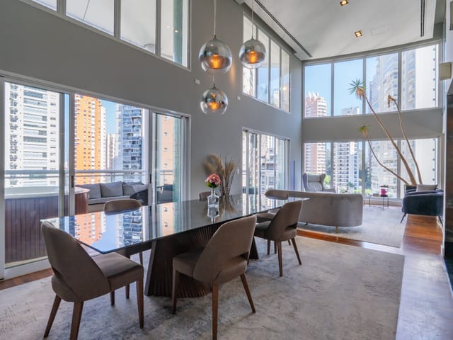 Apartamento com 210m² 2 quartos e 2 banheiros, à venda, no bairro Jardim Fonte do Morumbi em São Paulo