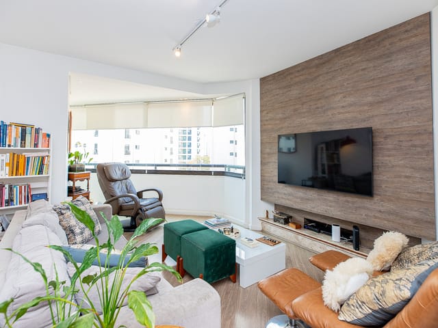 Apartamento com 125m² 3 quartos e 4 banheiros, à venda, no bairro Moema em São Paulo