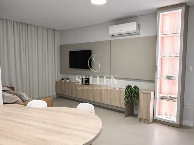 Apartamento 1 quarto e 1 banheiro, à venda, no bairro Centro em Balneário Camboriú