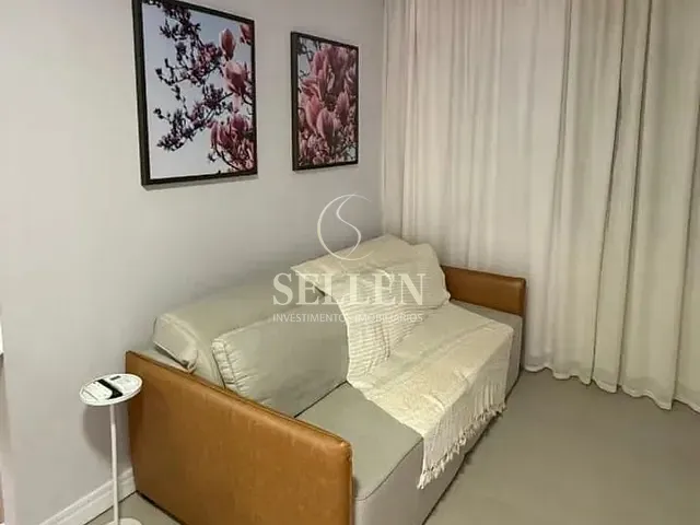 Apartamento 1 quarto e 1 banheiro, à venda, no bairro Centro em Balneário Camboriú