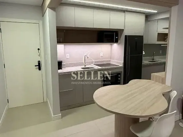 Apartamento 1 quarto e 1 banheiro, à venda, no bairro Centro em Balneário Camboriú