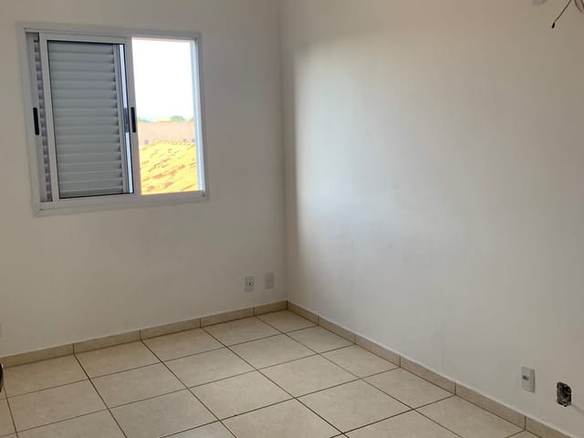 Apartamento 2 quartos e 2 banheiros, à venda, no bairro Jardim Carlota em Pindamonhangaba
