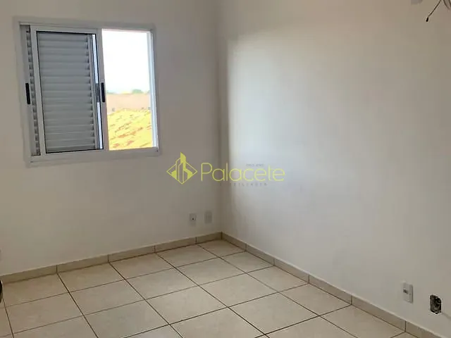 Apartamento 2 quartos e 2 banheiros, à venda, no bairro Jardim Carlota em Pindamonhangaba
