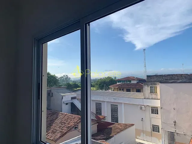 Apartamento 2 quartos e 2 banheiros, à venda, no bairro Jardim Carlota em Pindamonhangaba