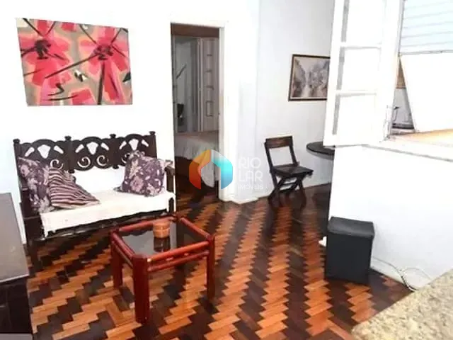 Apartamento com 80m² 3 quartos e 2 banheiros, à venda, no bairro Copacabana em Rio de Janeiro