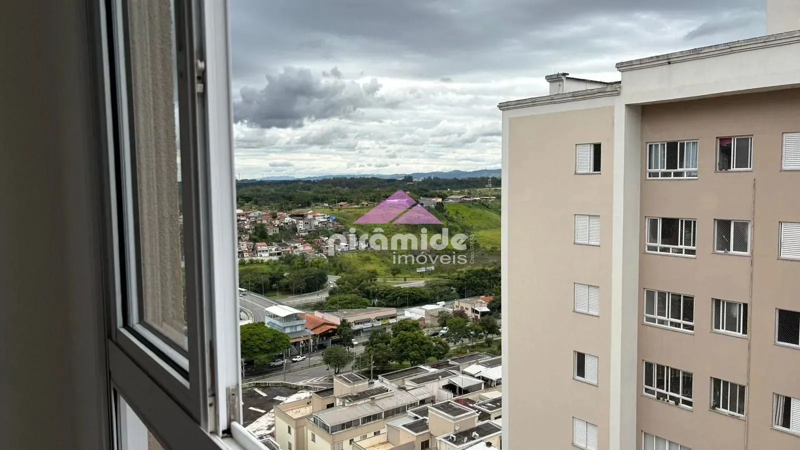 Apartamento, 2 quartos, 80 m² - Foto 1