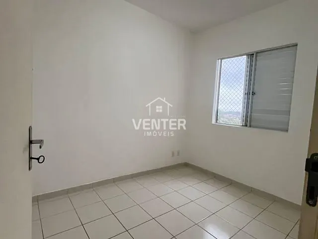 Apartamento 3 quartos e 2 banheiros, para alugar, no bairro Parque Santo Antônio em Taubaté