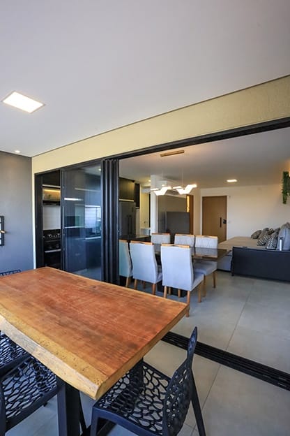 Apartamento à venda, mobiliado, 3 suítes, 104 m²,  Setor Marista, Goiânia, GO