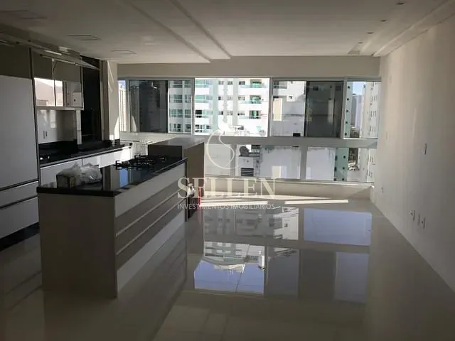 Apartamento 3 quartos e 3 banheiros, para alugar, no bairro Pioneiros em Balneário Camboriú